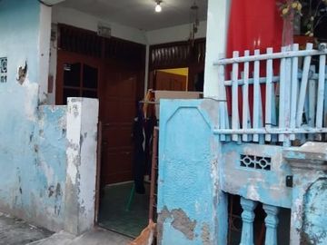 Rumah Hoek di Jl. Taruna Serdang Kemayoran, Jakarta Pusat