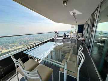 Departamento en Venta en Carlos Peña Otaegui, Condominio Alto San Carlos