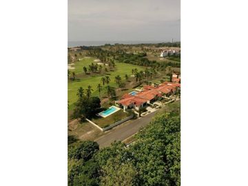 VENDO CASA DE PLAYA EN VISTA MAR SAN CARLOS CON PISCINA