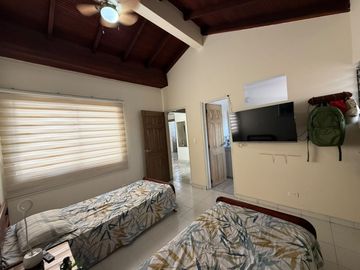 casa en venta en departamental. Cod V5182