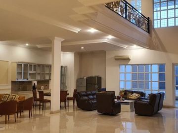 RUMAH 2 LANTAI MEWAH SUTERA BUANA ALAM SUTERA HARGA NEGO DEKAT TOL