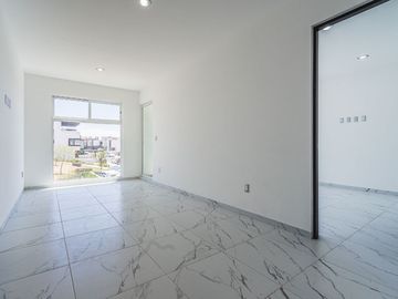 Casa en Lomas de Juriquilla con Terraza  y Roof Garden  J2