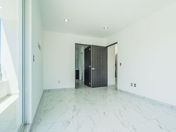 Casa en Lomas de Juriquilla con Terraza  y Roof Garden  J2