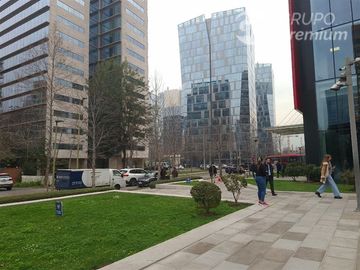 ARRIENDO DE LOCAL COMERCIAL EDIFICIO BRITANIA LAS CONDES