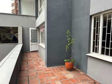 apartamento en venta en rosales. Cod V4735