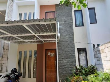 rumah mewah dekat transmart kota malang
