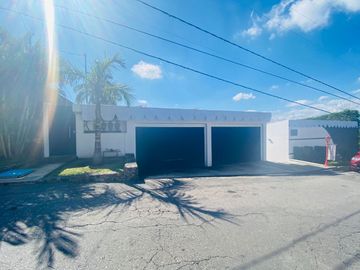 Casa en Fraccionamiento en Tamoanchan, Jiutepec, Morelos CAEN-999-Fr