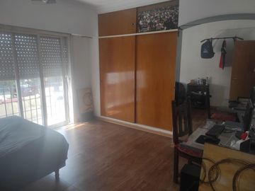 Venta PH tipo casa 4 ambientes Villa Luzuriaga