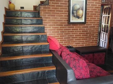 Venta PH tipo casa 4 ambientes Villa Luzuriaga