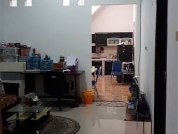 Rumah pesona bali bojongsoang dekat buah batu, ciwastra, ciganitri
