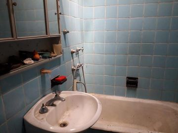 Casa PH en venta en Moron Sur