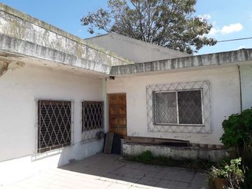 Casa PH en venta en Moron Sur