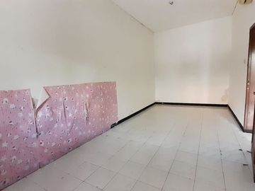 Rumah di Babatan Mukti Wiyung Dekat Gate Carport 2 Mobil