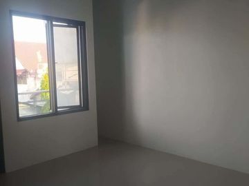 Rumah Strategis Mewah Luas Siaphuni Jatiwaringin Bekasi dkt Jakarta