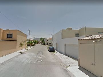 YR CASA ADJUDICADA EN AMP. LA ROSITA, TORREON, COAHUILA
