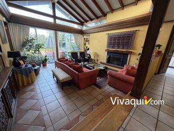 Casa en venta de 5 dorm. en Las Condes
