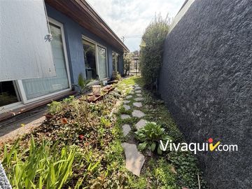 Casa en venta de 5 dorm. en Las Condes