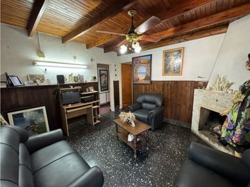Vendo Casa y Departamentos en Concepción del Uruguay, Entre Ríos.