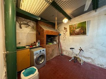 Vendo Casa y Departamentos en Concepción del Uruguay, Entre Ríos.
