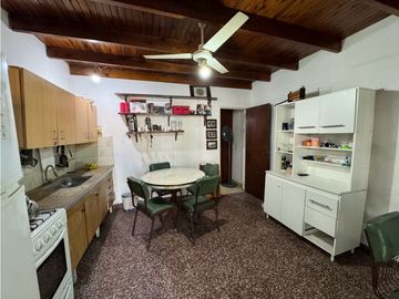 Vendo Casa y Departamentos en Concepción del Uruguay, Entre Ríos.