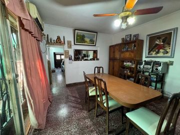 Vendo Casa y Departamentos en Concepción del Uruguay, Entre Ríos.