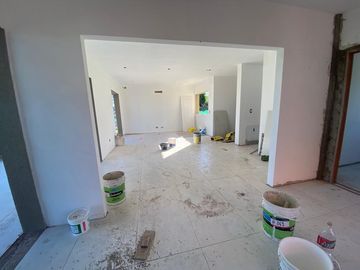 Ricordi Negocios Inmobiliarios, Casa en Santa Lucia, Pilar del este!
