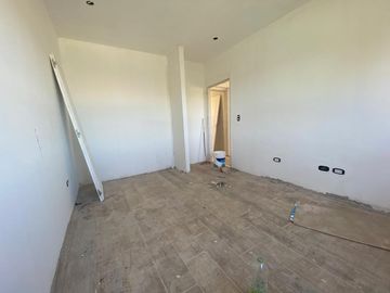 Ricordi Negocios Inmobiliarios, Casa en Santa Lucia, Pilar del este!
