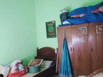 Rumah second rapi dan terawat, strategis surat lengkap