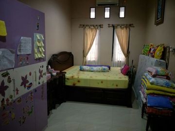 Rumah di Sukmajaya, 3Lt, dlm Prmhn Griya Depok Asri