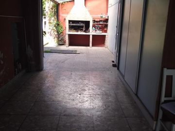 PROPIEDAD EN DOS PLANTA / OPORTUNIDAD / BERNAL / QUILMES (valor publicado a modo figurativo NO INFORMATIVO CONSULTE)