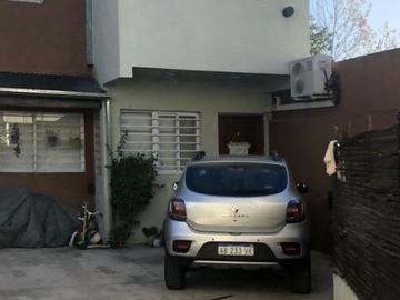 Duplex en venta en Parque Johnston