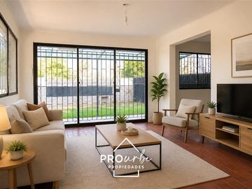 Casa con amplio terreno Las Condes