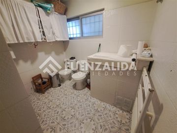Sitio en venta en La Reina