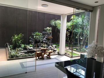 Rumah Mewah Batununggal dekat Buah batu, Suryalaya, Turangga bandung