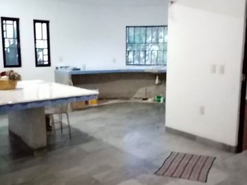 CASA EN VENTA EN TEQUISQUI APAN