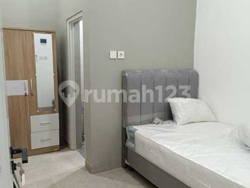 Rumah Kost 4 Lantai Full Penyewa Taman Palem