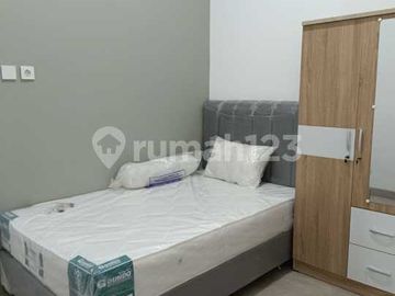 Rumah Kost 4 Lantai Full Penyewa Taman Palem