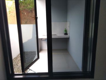 Rumah ready stok tdp 5jt free all in lokasi strategis di cibinong bogor