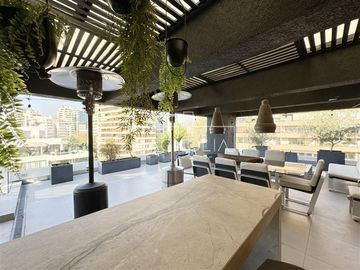 Penthouse Dúplex amoblado con hot tub y terraza privada