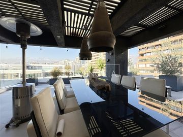 Penthouse Dúplex amoblado con hot tub y terraza privada