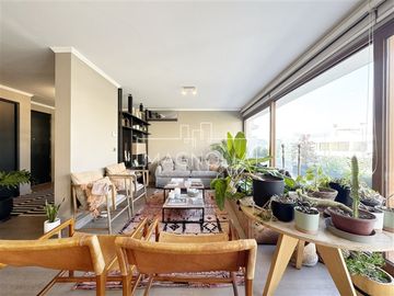Penthouse Dúplex amoblado con hot tub y terraza privada