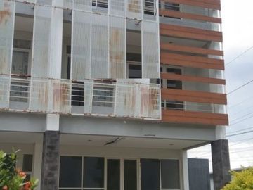 Dijual Ruko 3 lantai di Crown Soho Pakuwon Indah