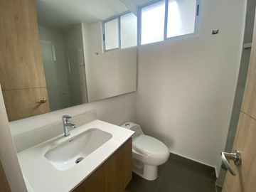 apartamento en arriendo en ojo de agua. Cod A401199