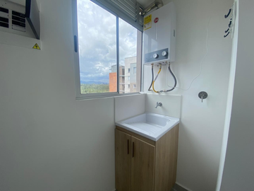 apartamento en arriendo en ojo de agua. Cod A401199