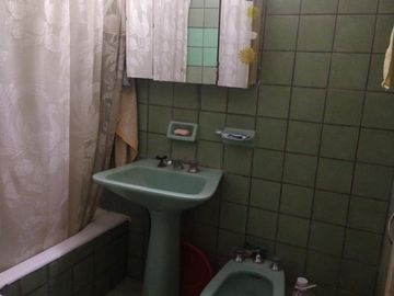 Vende 2 Departamentos En Block. En Villa Gral Mitre