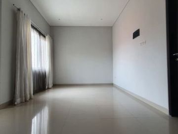 Rumah di Cinere, 2Lt, Siap Huni, dlm Cluster di Cinere Raya