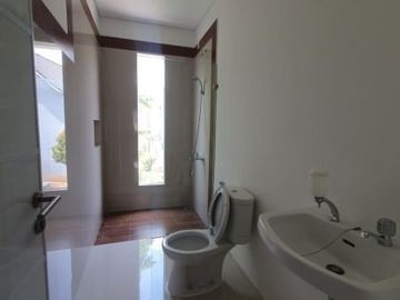 Rumah di Cinere, 2Lt, Siap Huni, dlm Cluster di Cinere Raya