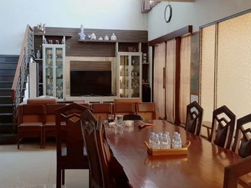 Di Jual Rumah Siap Huni 5 Kamar Lokasi Premium di Batununggal, Bandung
