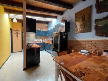 Excelente oportunidad casa en Venta muy cerca de Huasca, 2500m terreno y 488m de construcción.