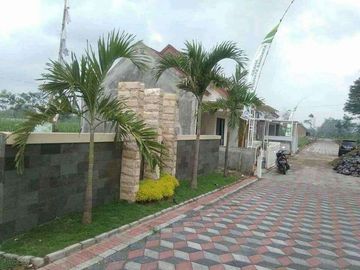 Rumah Murah Siap Huni di Permata dekat Bandara Pakis Malang